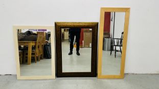 GROUP OF THREE MODERN WOOD EFFECT MIRRORS, ONE WITH BEVELLED GLASS, THE LARGEST 110 X 80CM.