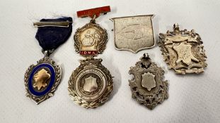 A GROUP OF SIX SILVER ASSORTED MEDALLIONS INCLUDING OLD TIME AMATEUR, MEDALTESTS, STONEBREAKS,