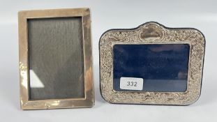 AN EMBOSSED SILVER FRAME, SHEFFIELD 1994 MAKER RC, W 12 X H 8CM + ONE OTHER LONDON 1939 MAKER RP,