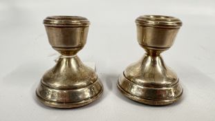 PAIR OF SILVER SQUAT CANDLESTICKS BIRMINGHAM 1971 HEIGHT 6.5CM.