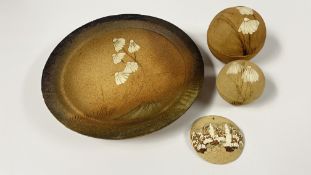 A STUDIO POTTERY SHALLOW DISH ALONG WITH TWO STUDIO POTTERY SPHERE TRINKET POTS,