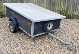 SINGLE AXLE FTX 6 FT CAR TRAILER, SPARE WHEEL, LADDER STAND AND COVER + STRAPS.