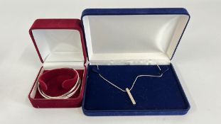 A DESIGNER SILVER JUBILEE TRIPLE BANGLE LONDON, MAKER A.