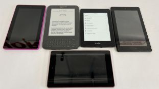 5 VARIOUS AMAZON KINDLES TO INCLUDE FIRE, KEYBOARD ETC. - SOLD AS SEEN.