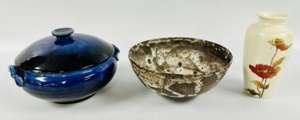 A GLAZED STUDIO POTTERY DISH, NO VISIBLE MAKERS MARK DIAM 19CM, POOLE POTTERY LUSTRE FINISH VASE,