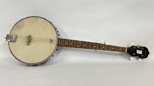 MAESTRO 5 STRING BANJO.