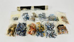 A TIN CONTAINING A GROUP OF MODEL TOY FIGURES TO INCLUDE INFANTRY & CAVALRY EXAMPLES + A VINTAGE