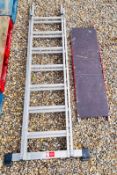 YOUNGMAN PRO-DECK ALUMINIUM COMBINATION LADDER.