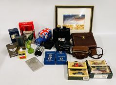 A GROUP OF PHOTOGRAPHIC EQUIPMENT TO INCLUDE OLYMPUS TRIP XB3, VINTAGE AGFA SILETTE 1 IN CASE,