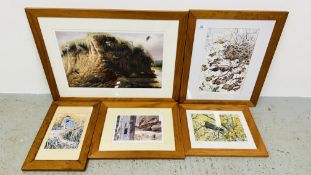 A GROUP OF ARTWORKS TO INCLUDE DAVID MILLER: HERON PRINT AND DAVID MILLER: PRINT OF HOUSE SPARROWS,