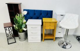 A GROUP OF OCCASIONAL FURNITURE TO INCLUDE GLOSS WHITE THREE DRAWER BEDSIDE CHEST,