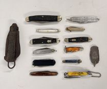 A GROUP OF 14 ASSORTED VINTAGE POCKET, FRUIT & MULTI TOOL KNIVES.