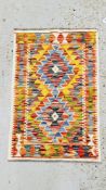 CHOBI KILIM 89 X 60.
