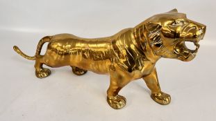 AN IMPRESSIVE BRASS TIGER SCULPTURE, L 70CM.