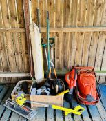 GROUP OF GARDEN / SHED SUNDRIES AS CLEARED TO INCLUDE FLYMO HOVER VAC 280 ELECTRIC LAWN MOWER,