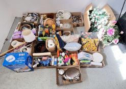 17 X BOXES CONTAINING AN EXTENSIVE GROUP OF HOUSEHOLD SUNDRIES - CHINA AND GLASS,