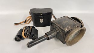 VINTAGE CARRIAGE LAMP AND A VINTAGE CASED SET OF UKOMZ USSR BINOCULARS.