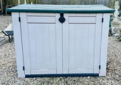 A KETTER GARDEN PLASTIC STORAGE BUNKER.