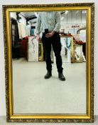 LARGE AND IMPRESSIVE ORNATE GILT FRAMED WALL MIRROR, W 90 X H 121CM.
