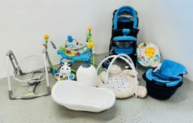 A COLLECTION OF BABY EQUIPMENT ACCESSORIES TO INCLUDE BOUNCERS, PLAYMATS, BATH,