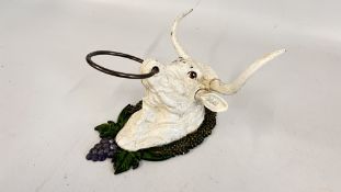 (R) COW HEAD CAST IRON.