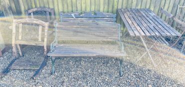 A GROUP OF GARDEN FURNITURE TO INCLUDE A PAIR OF CAST ENDED GARDEN BENCHES,