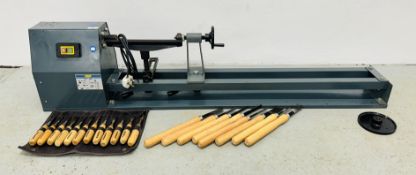 KINZO WOOD LATHE, MAX TURNING CAPACITY OF APPROX 1000MM AND A SWING BED OF APPROX 350MM,