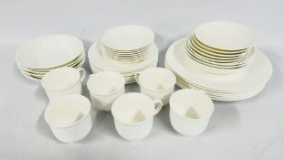 A QUANTITY OF WEDGWOOD NANTUCKET TEA AND DINNER WARE APPROX 42 PIECES.