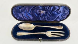 AN ANTIQUE SILVER CHRISTENING SET, SHEFFIELD 1901 & 1900,