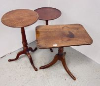 A GEORGE III MAHOGANY RECTANGULAR TOP OCCASIONAL TABLE,