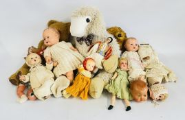 A GROUP OF MAINLY 1950'S DOLLS ALONG WITH AN EARLY C20TH GERMAN DOLL AND TEDDY BEARS + A LARGE