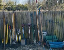 BIG BUNDLE OF GARDEN TOOLS.