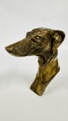 A WELL DETAILED CAST BRASS GREYHOUND HEAD, HEIGHT 16CM.