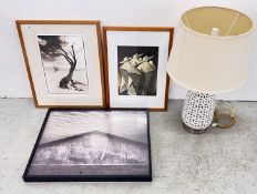 DESIGNER OAK FURNITURE LAND TABLE LAMP, B & W BARN PRINT,