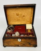 AN ANTIQUE ROSEWOOD JEWELLERY CASKET & CONTENTS TO INCLUDE ASSORTED COSTUME JEWELLERY, PENDANTS,