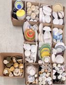 14 X BOXES OF ASSORTED KITCHEN CERAMICS AND TABLEWARE TO INCLUDE TAGINE, PLATES, BOWLS, CUPS, MUGS,