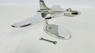 (R) ALUMINIUM MODEL VULCAN BOMBER.