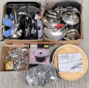 GROUP OF GOOD QUALITY KITCHENALIA TO INCLUDE POTS AND PANS FROM BRANDS TO INCLUDE TOWER, TEFAL,