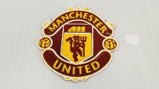 (R) MANCHESTER UNITED PLAQUE.