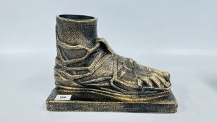 (R) FOOT DOORSTOP, W 33CM.