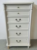A 6 DRAWER MODERN WHITE FINISH CHEST, W 60 X D 37 X H 110CM.