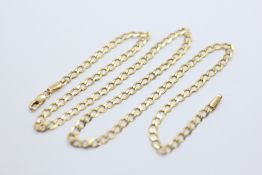 A 9CT GOLD FLAT LINK CURB CHAIN, L 45CM.