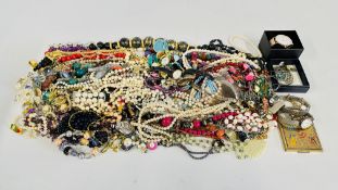 A LARGE BOX OF ASSORTED COSTUME JEWELLERY BEADED NECKLACES, BANGLES, EARRINGS & BROOCHES ETC.
