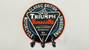(R) TRIUMPH KEY RACK 3 HOOKS.