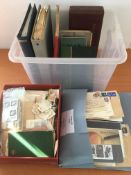 STAMPS: TUB WITH FAMILY COLLECTION IN EIGHT VARIOUS VOLUMES AND LOOSE,