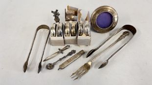 A SET OF 6 SILVER NAPKIN RINGS, BIRMINGHAM ASSAY, MAKER F.W.