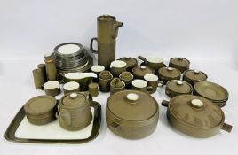 A QUANTITY OF DENBY STONEWARE, TEA AND DINNERWARE TO INCLUDE CASSEROLE DISHES, PLATES AND TEACUPS,