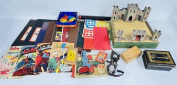 A GROUP OF VINTAGE GAMES TO INCLUDE CHESS BOARDS AND SET, TOY FORT, ROULETTE ETC.