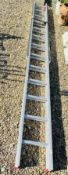 YOUNGMAN 13 TREAD ALUMINIUM DOUBLE EXTENSION LADDER.