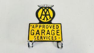 (R) ALUMINIUM AA COAT HOOKS.